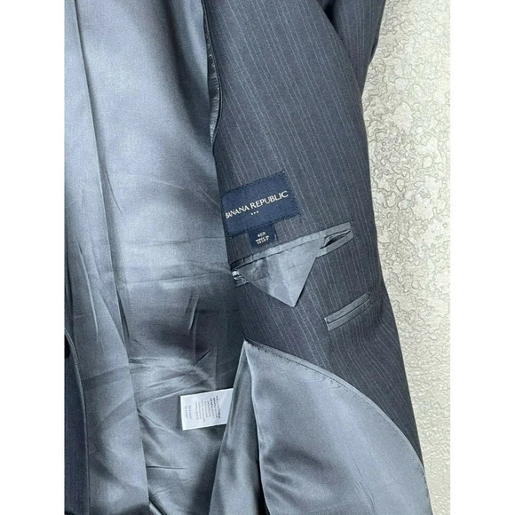 Banana Republic Suit Jacket Men's Sz 46R Three-Button Notch Lapel Pinstripe Gray - Picture 9 of 9